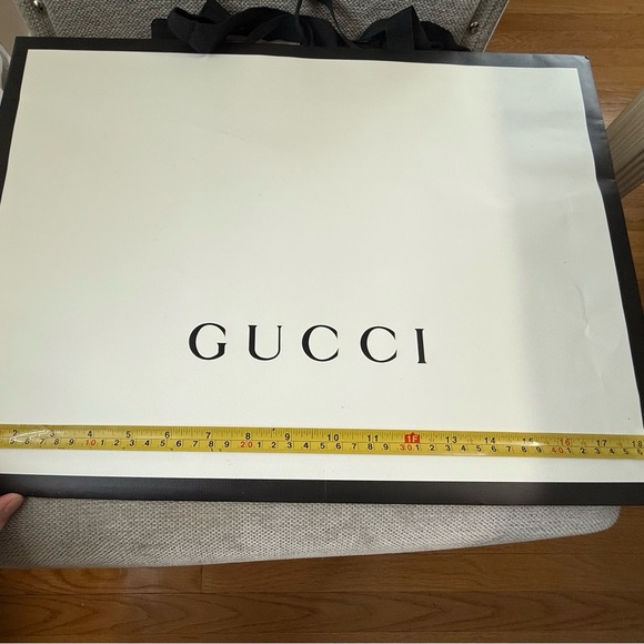 Gucci White and Black Shopping Bag - Picture 3 of 4